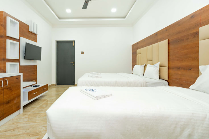 Luxury Triple Bed Room, Hotel Natchathra